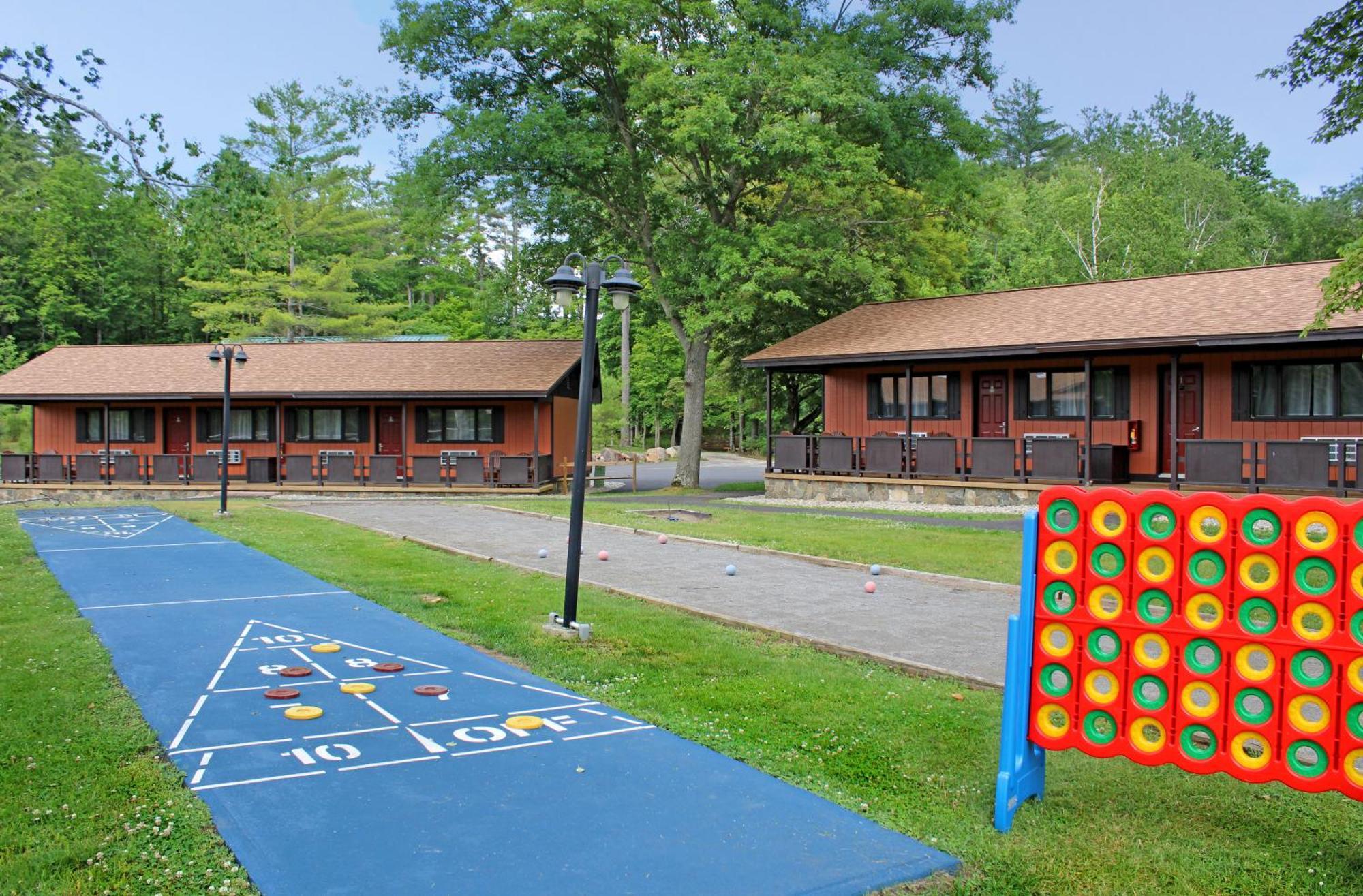 Bayside Resort, Lake George Ny Exterior photo