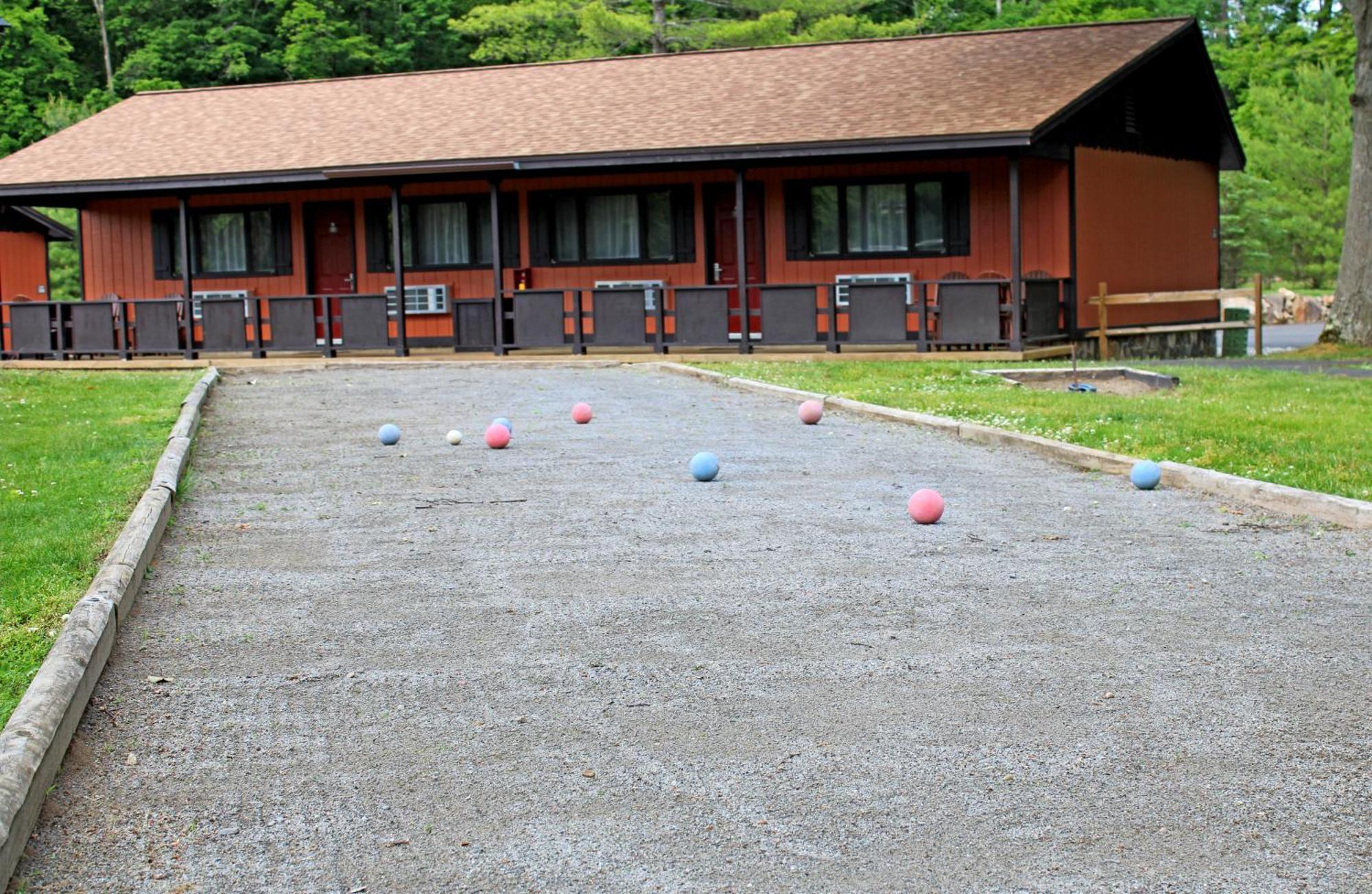 Bayside Resort, Lake George Ny Exterior photo