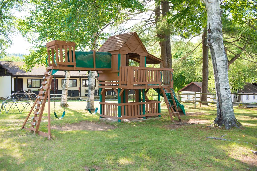 Bayside Resort, Lake George Ny Exterior photo